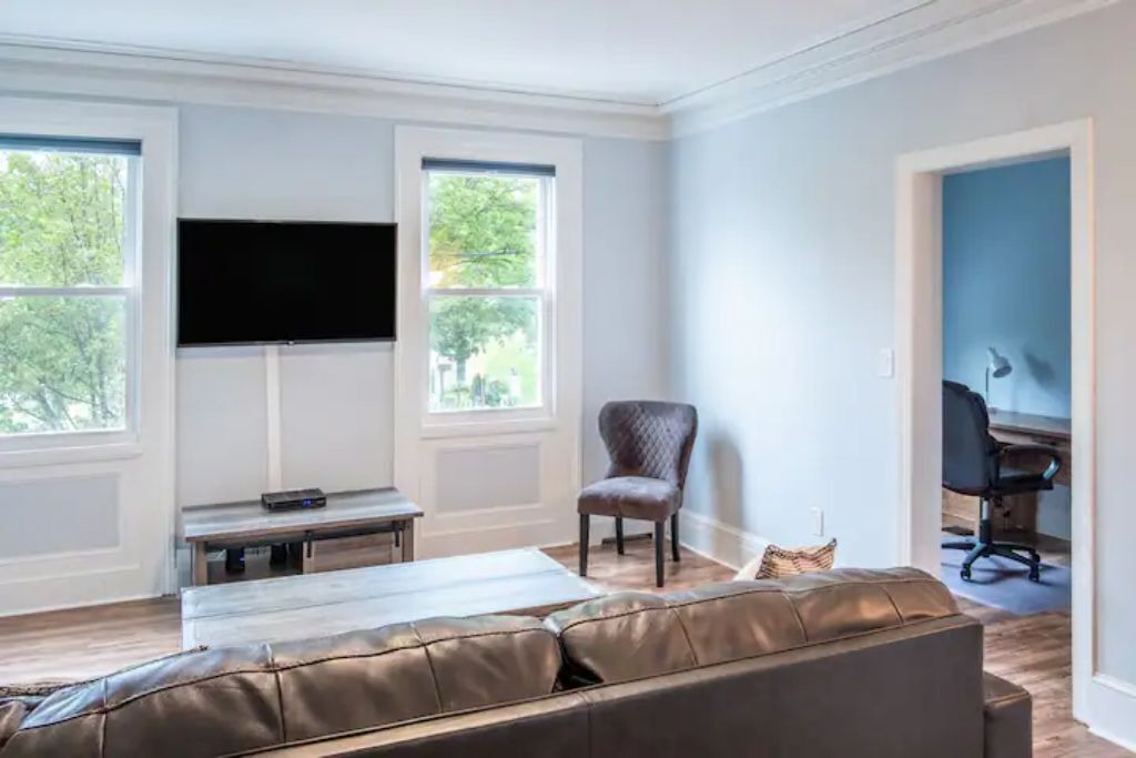 Photo of Livingroom in Newburgh