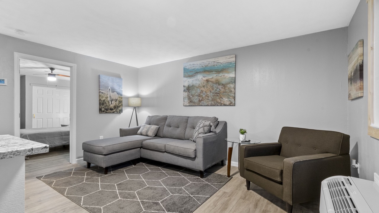 Photo of Livingroom in Festus