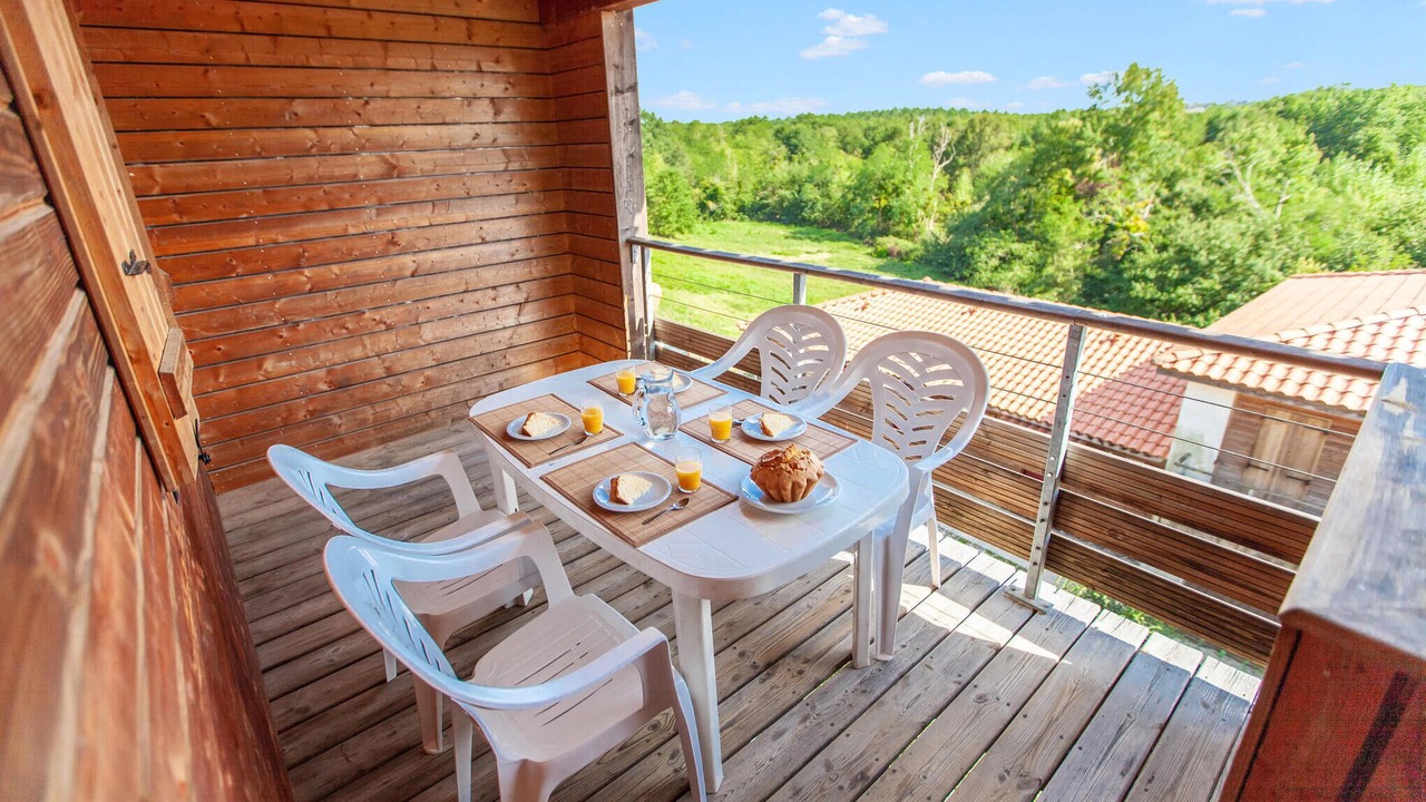 Photo of Others in Cassen