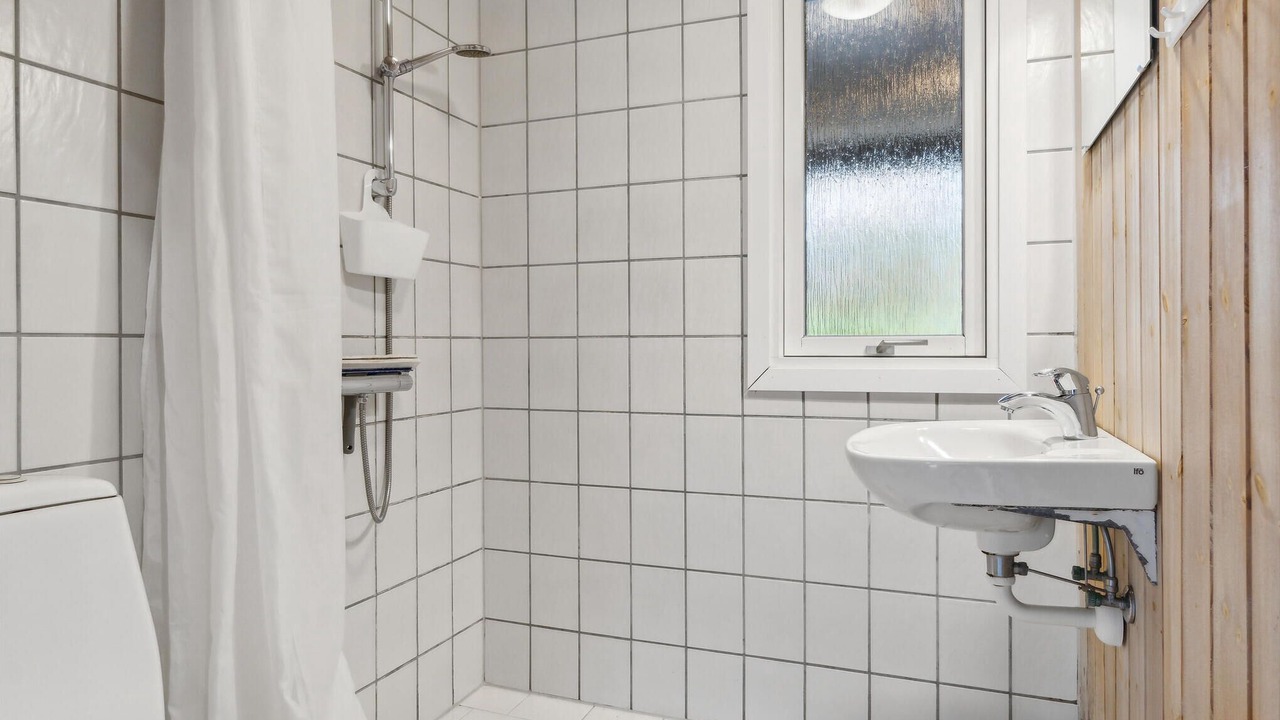 Photo of Bathroom in Jegum