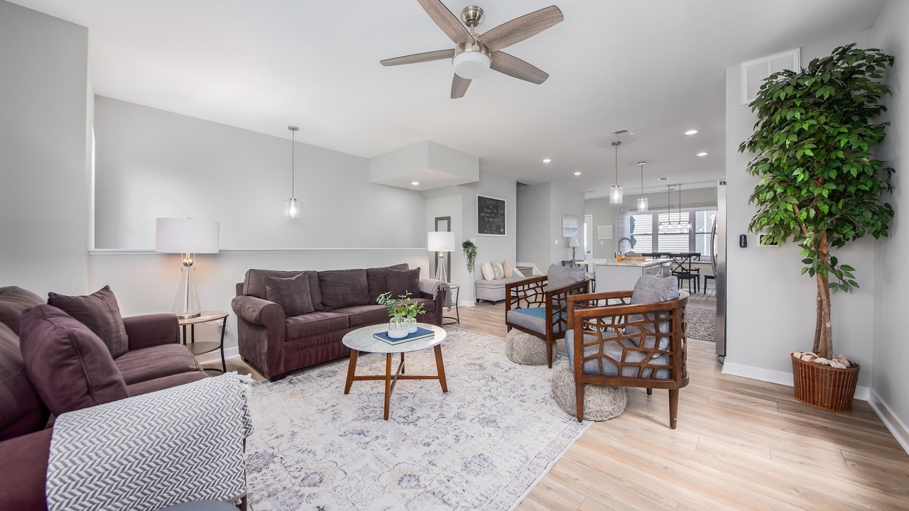 Photo of Bedroom in Issue