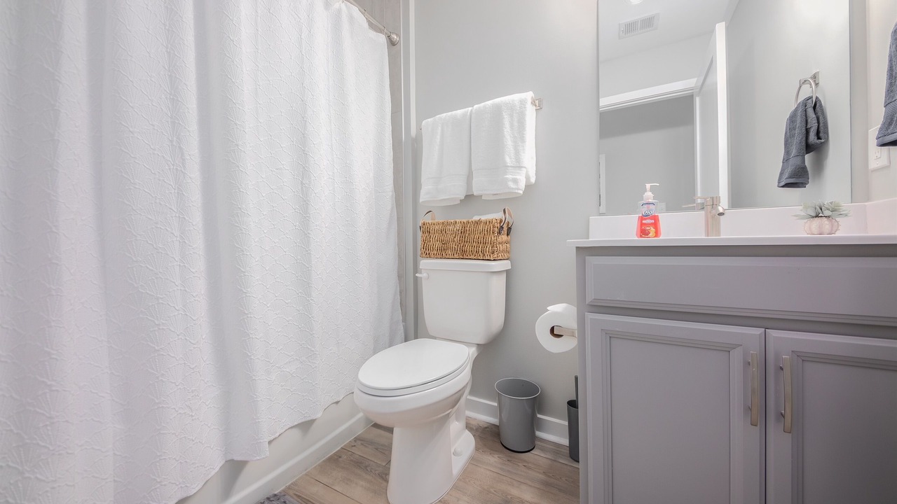 Photo of Others in Issue