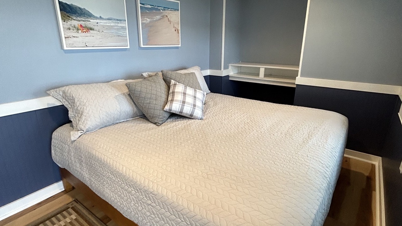 Photo of Bedroom in Custer