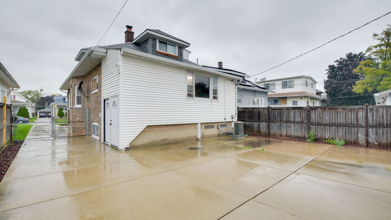 Photo of Outdoor in Maywood