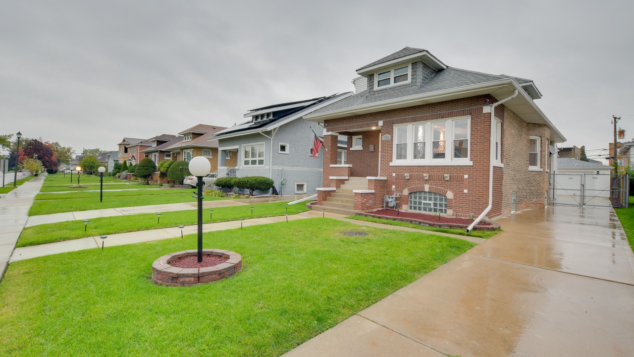 Photo of Outdoor in Maywood