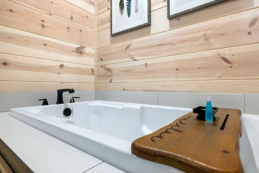 Photo of Bathroom in Golden