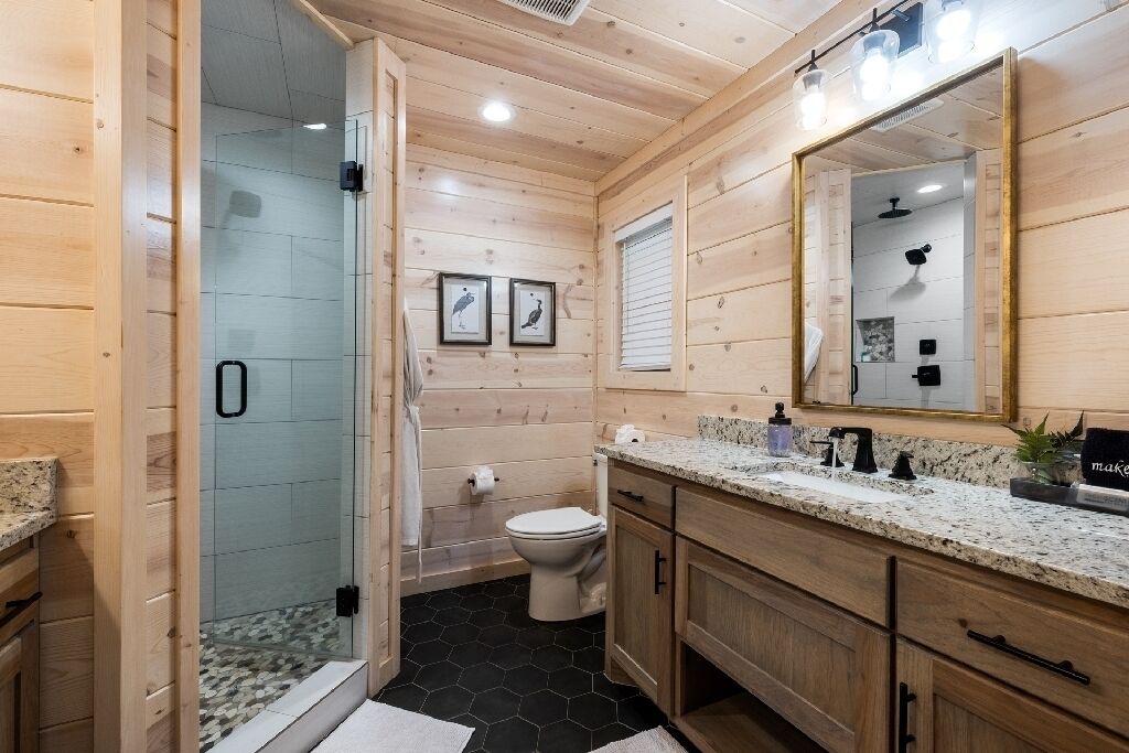 Photo of Bathroom in Golden