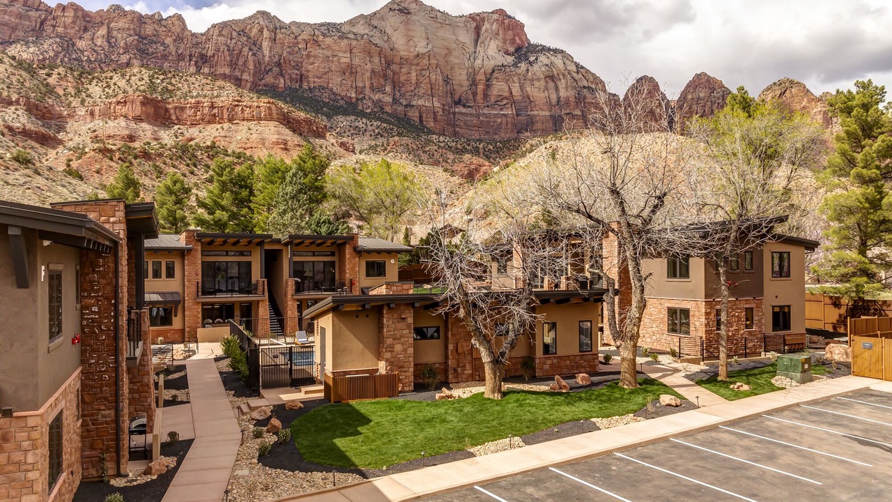 Photo of Others in Zion National Park South Entrance