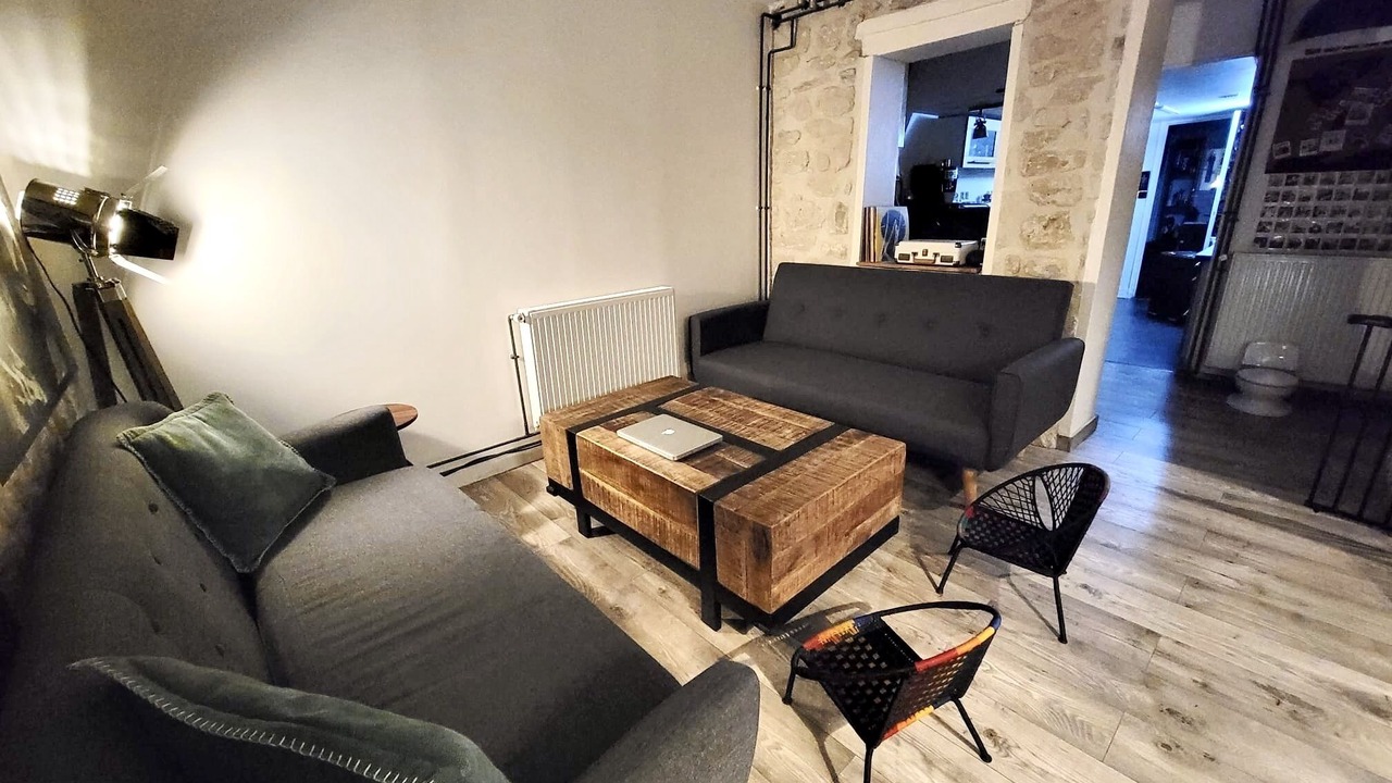 Photo of Livingroom in Belleville