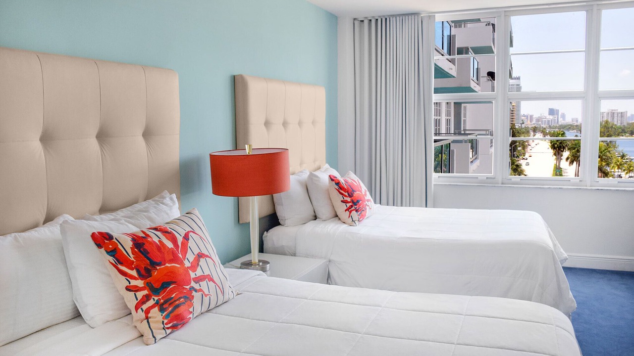 Photo of Bedroom in Mid Beach