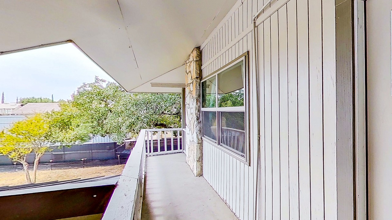 Photo of Patio Balcony in Horseshoe Bay
