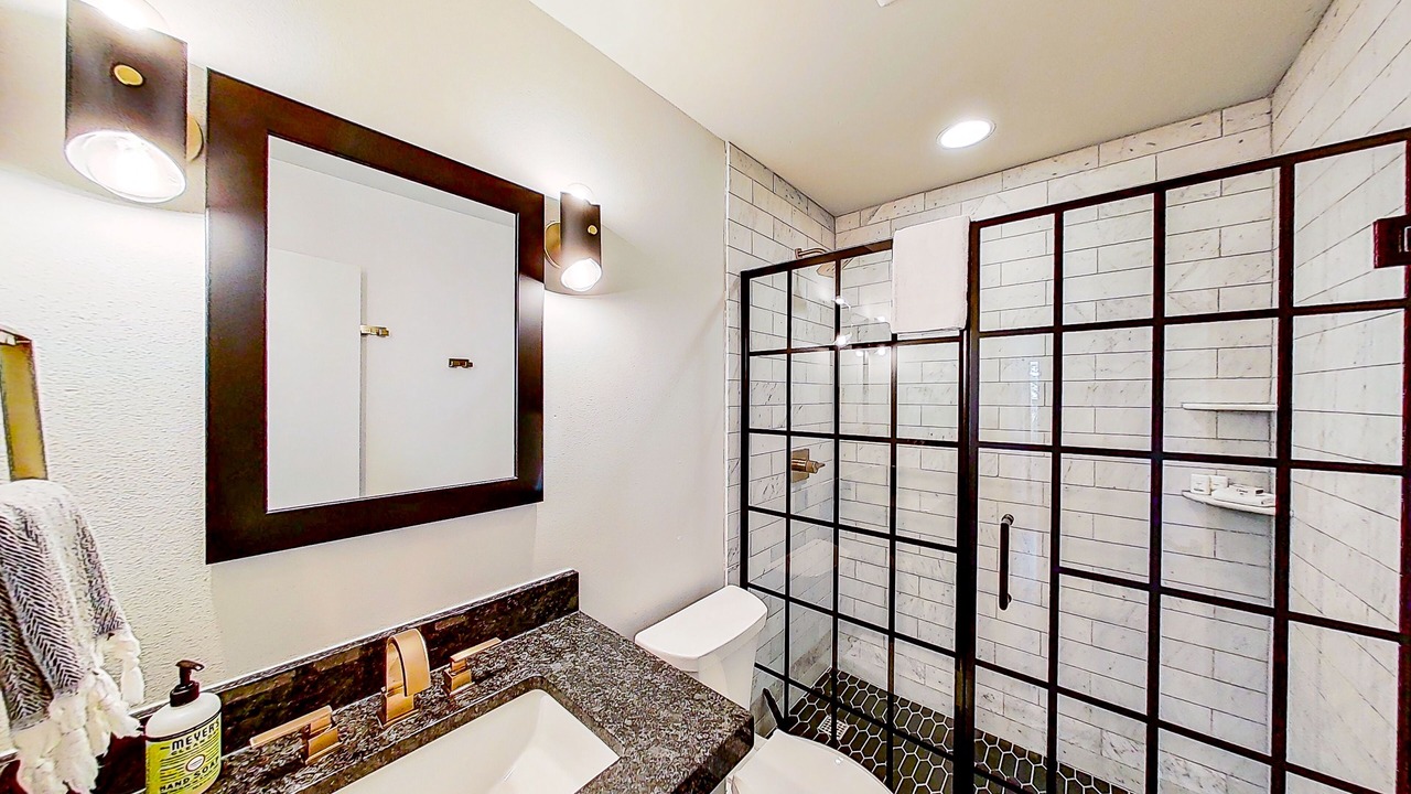 Photo of Bathroom in Horseshoe Bay