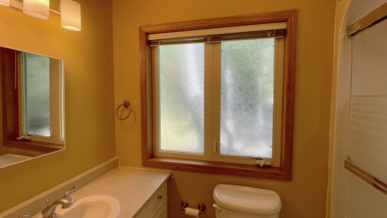 Photo of Bathroom in North Kawartha