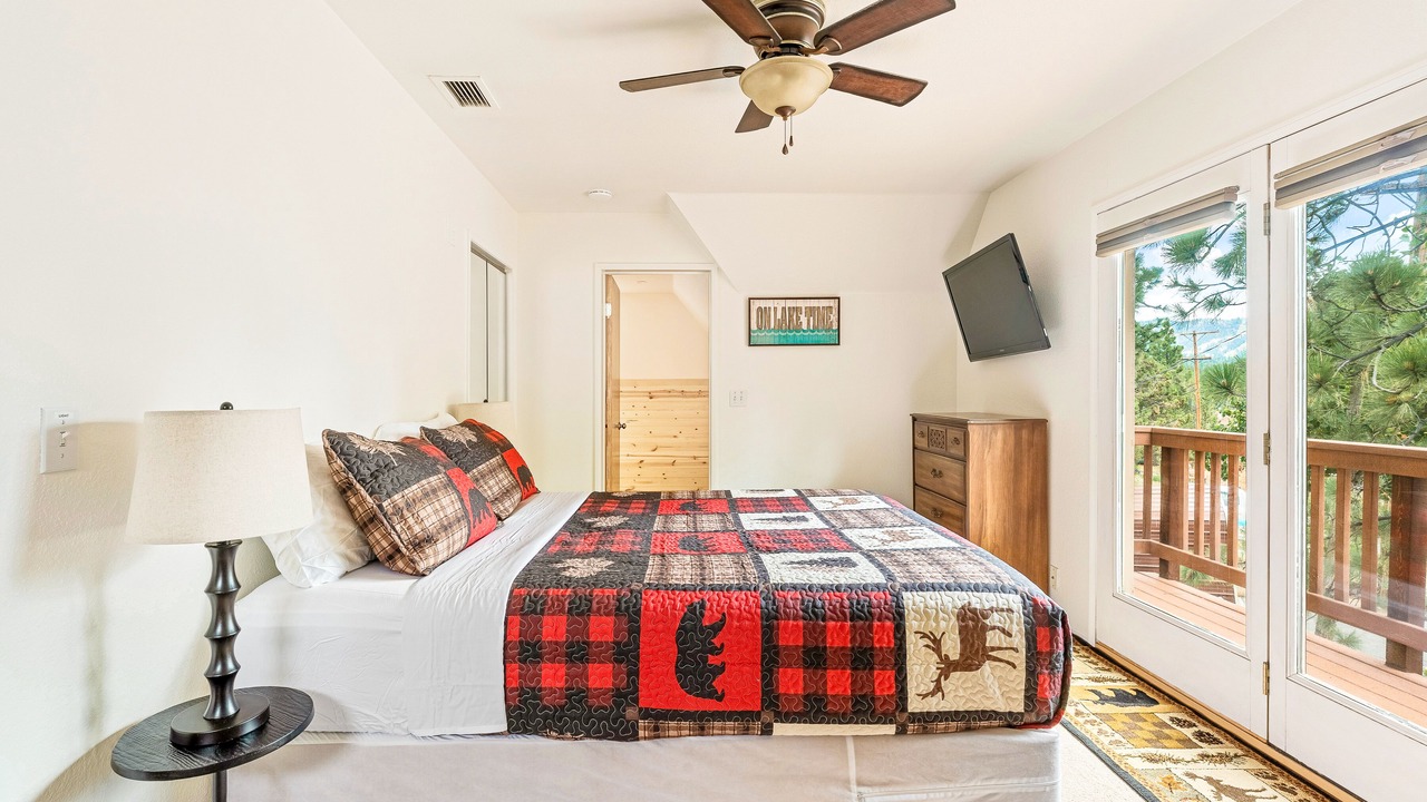 Photo of Bedroom in Big Bear City