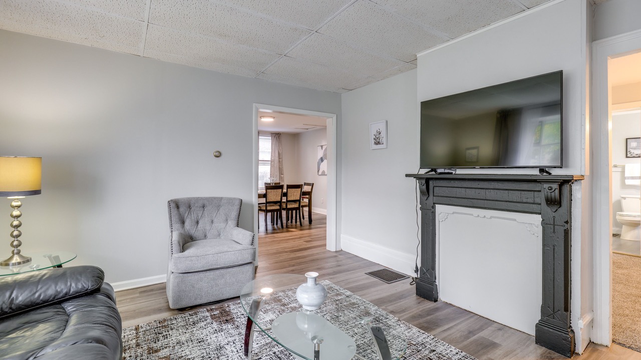 Photo of Livingroom in Auburn