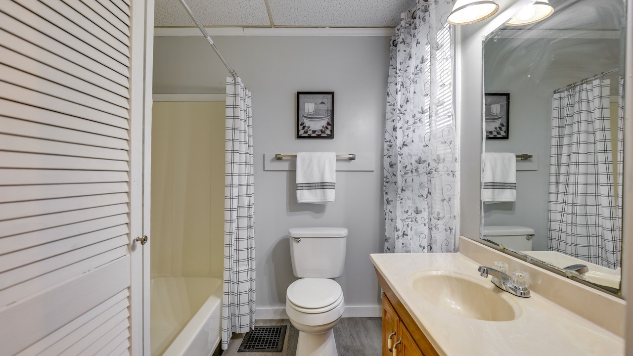 Photo of Bathroom in Auburn