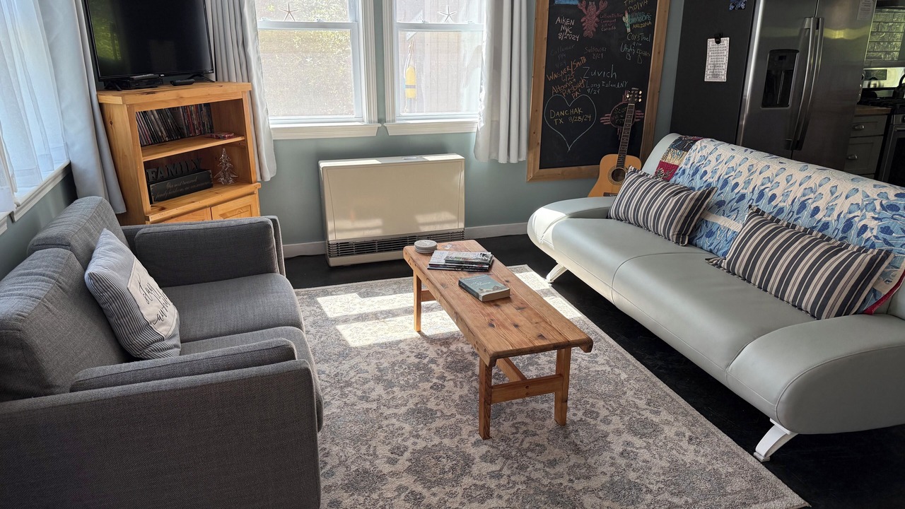 Photo of Livingroom in Northport