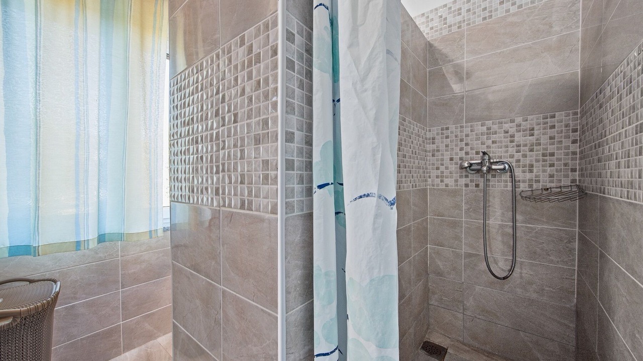 Photo of Bathroom in Grandici