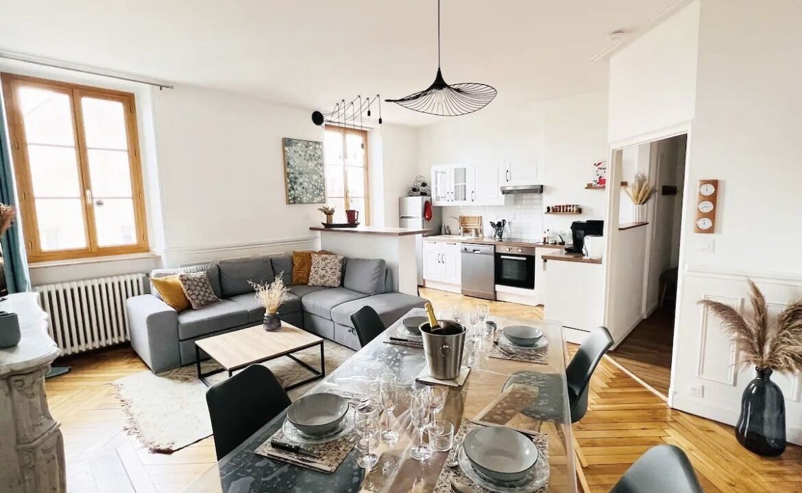 Photo of Others in Auxerre