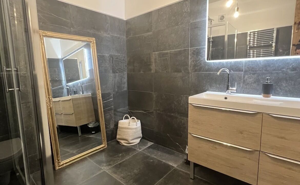 Photo of Bathroom in Auxerre