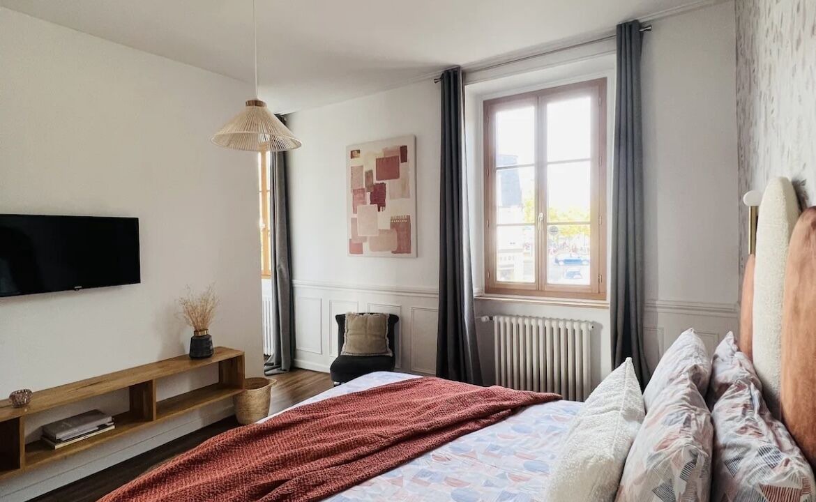 Photo of Bedroom in Auxerre