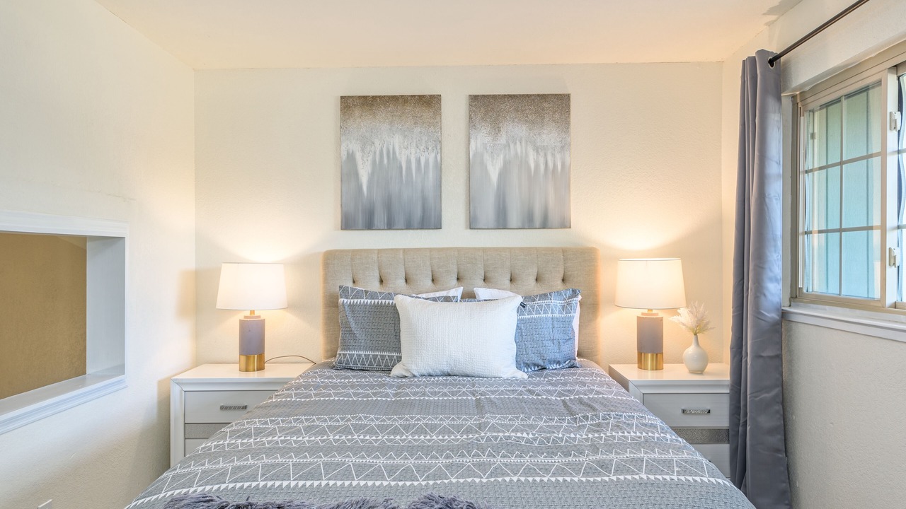 Photo of Bedroom in Foothill Farms