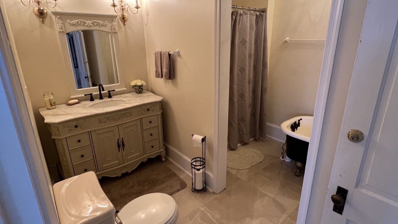 Photo of Bathroom in North Newport News