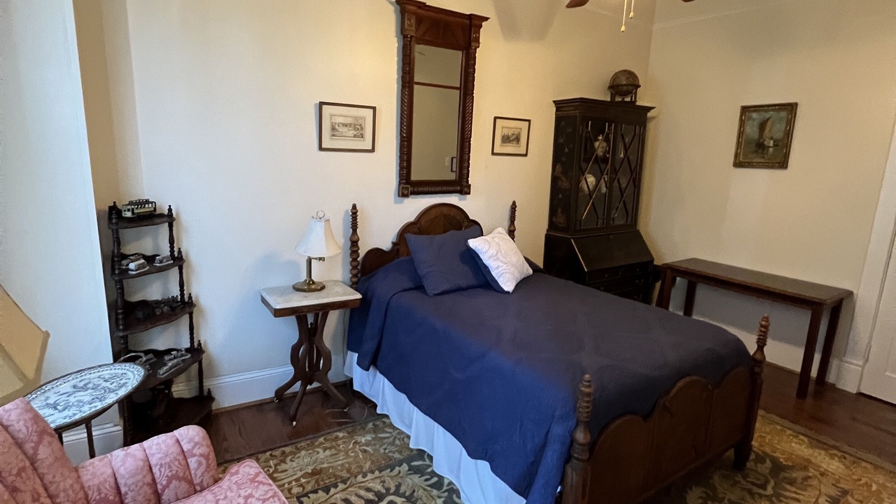 Photo of Bedroom in North Newport News