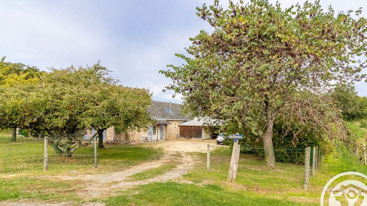Photo of Outdoor in Coutures