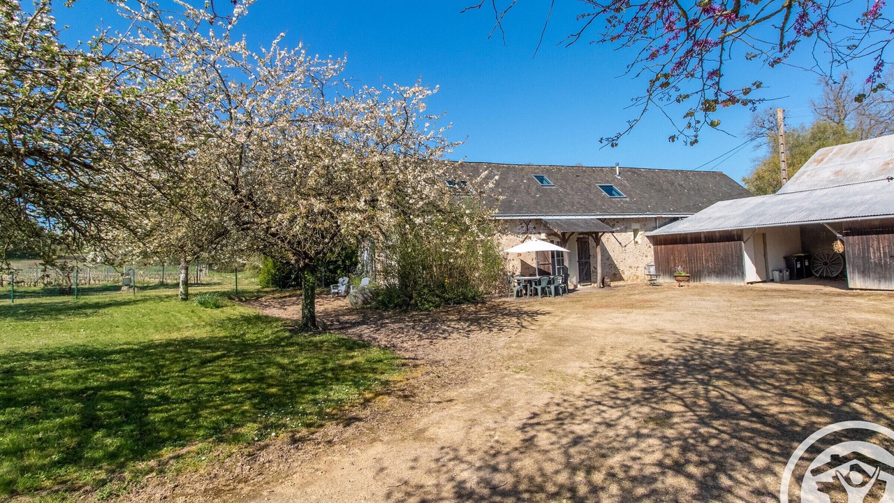 Photo of Outdoor in Coutures