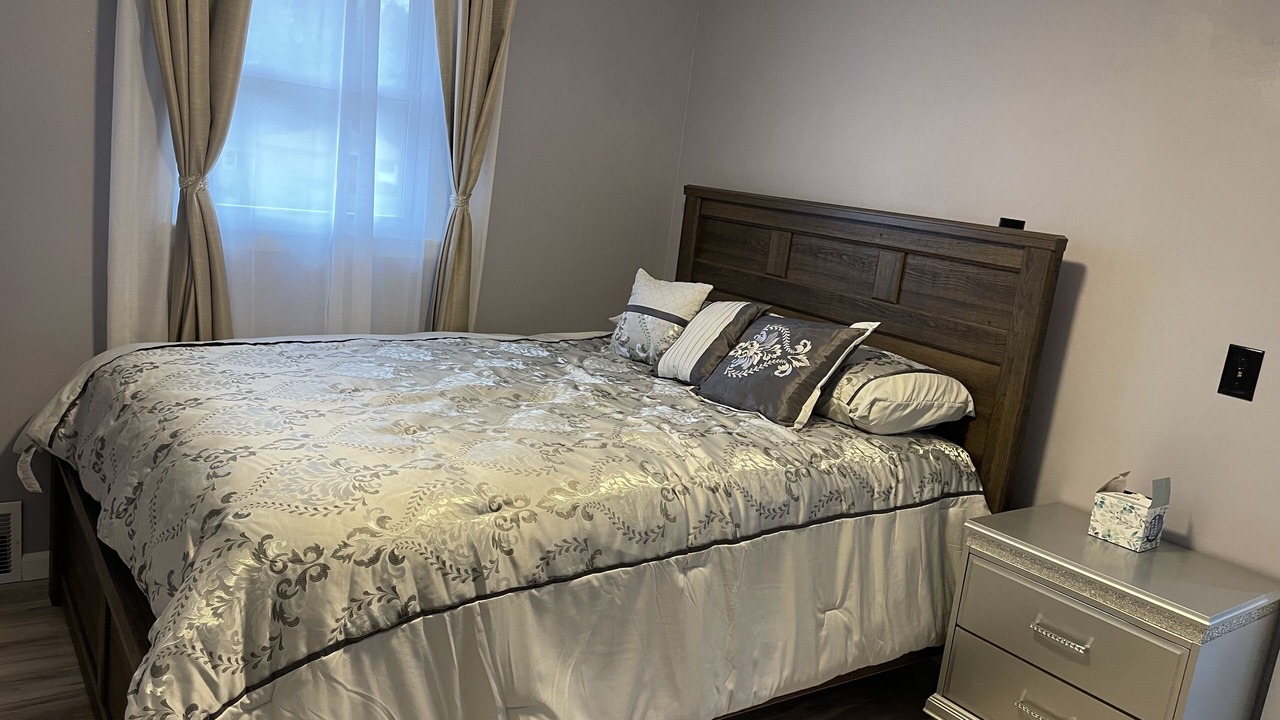 Photo of Bedroom in Orchard Park