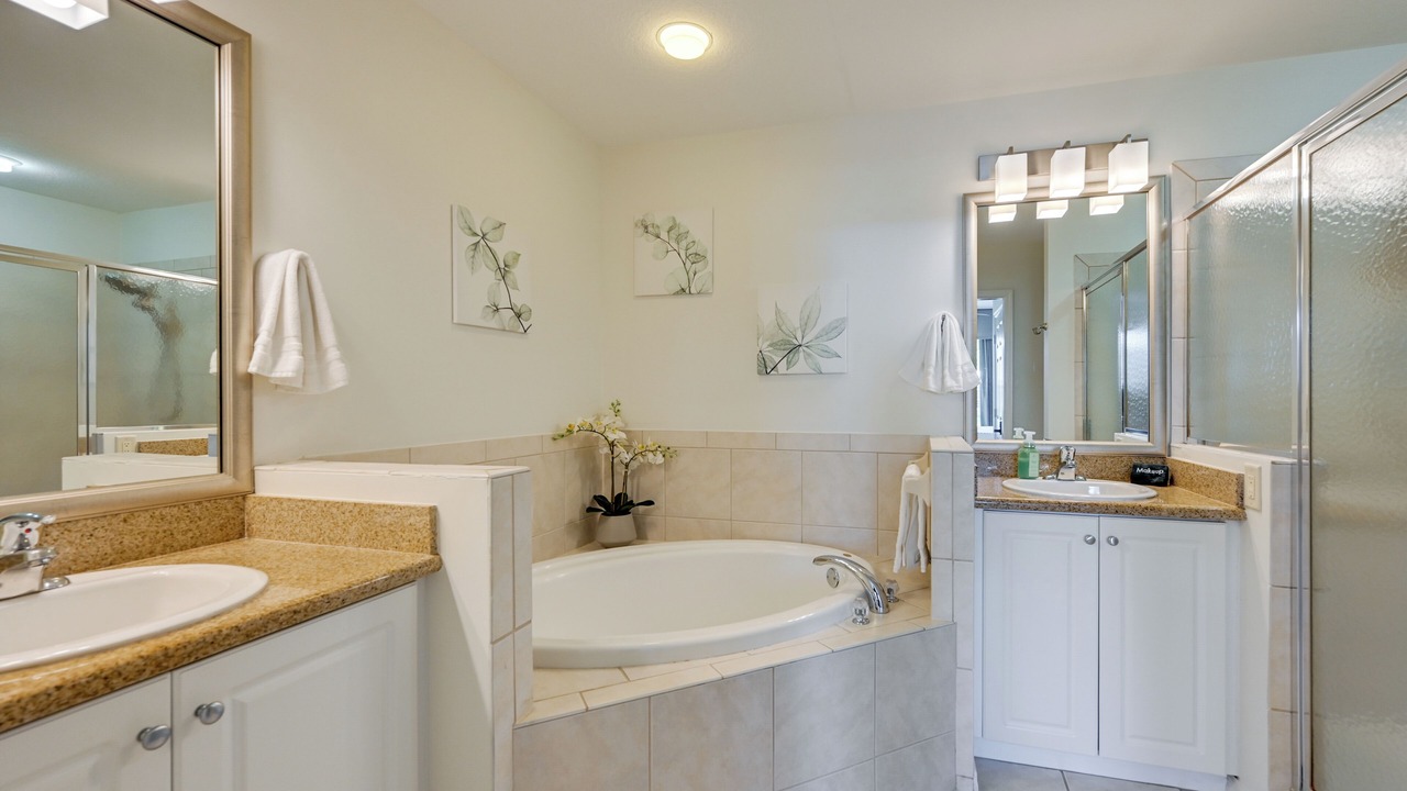 Photo of Bathroom in Naples