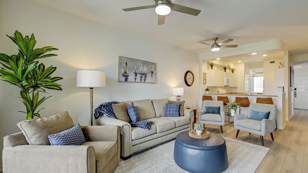 Photo of Livingroom in Naples