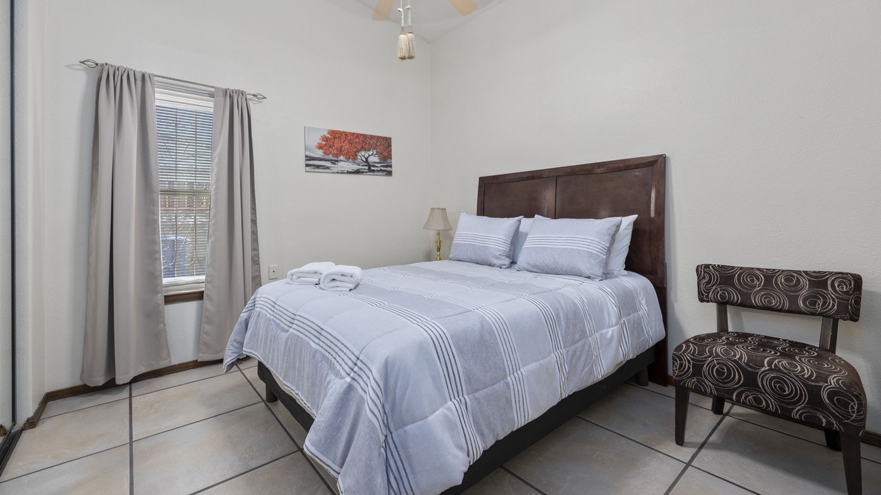 Photo of Bedroom in Biggs Field