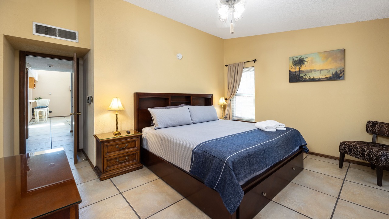 Photo of Bedroom in Biggs Field
