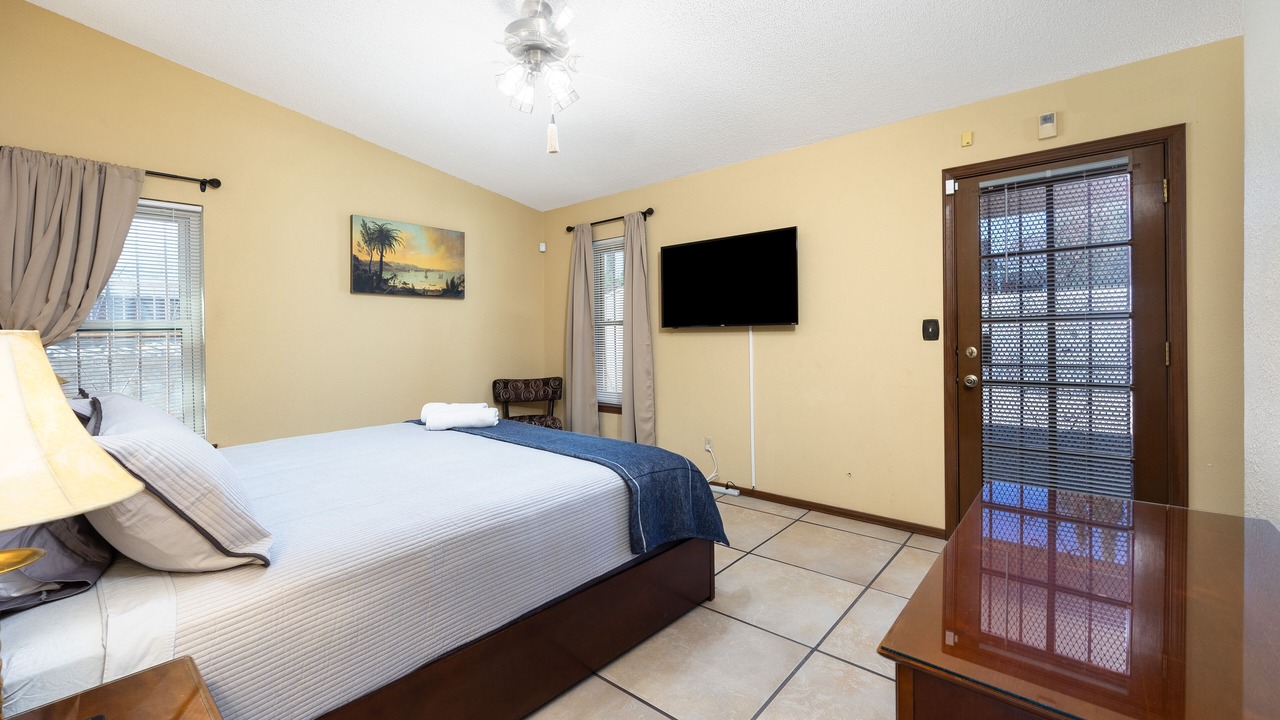 Photo of Bedroom in Biggs Field