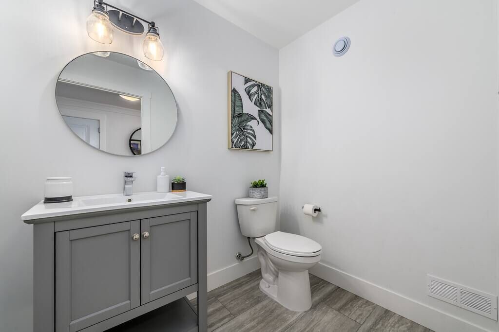 Photo of Others in Holyrood