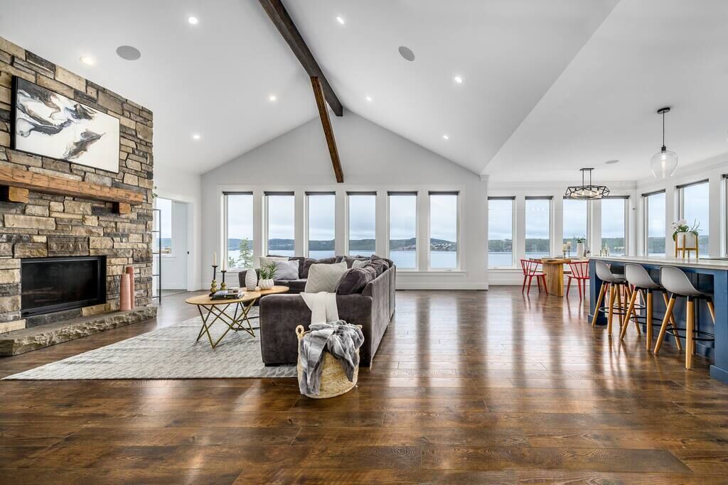 Photo of Others in Holyrood