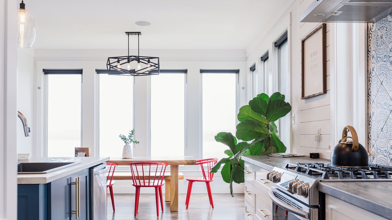 Photo of Others in Holyrood