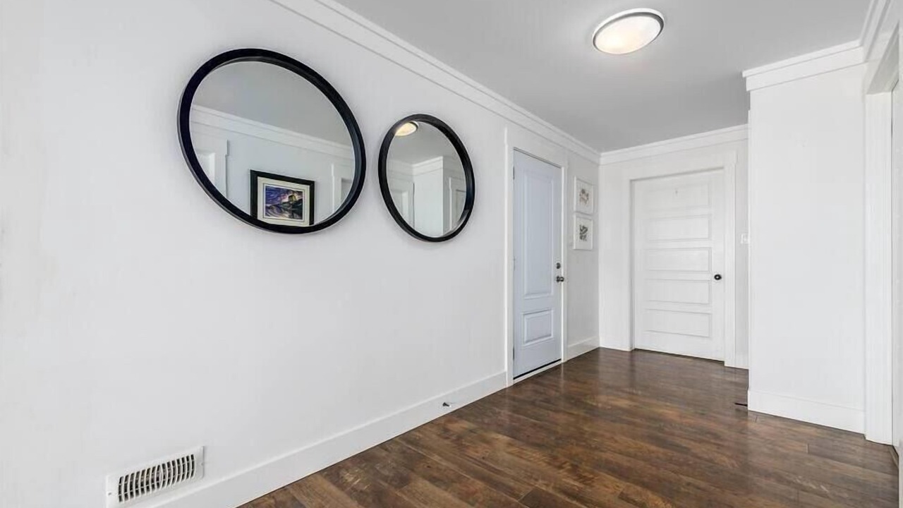 Photo of Others in Holyrood