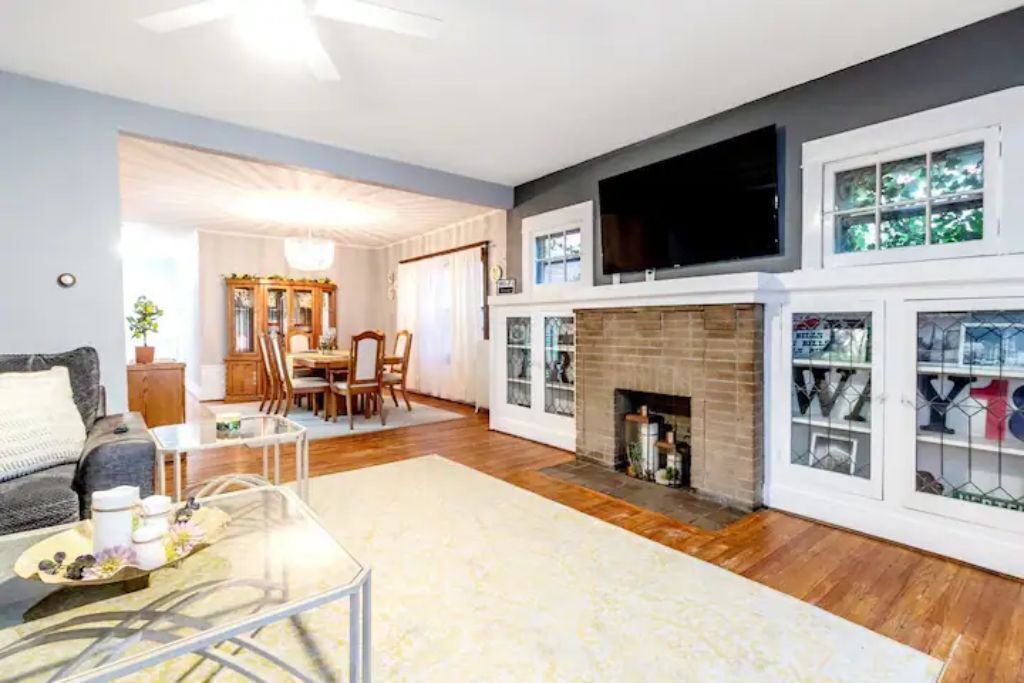 Photo of Livingroom in North Buffalo