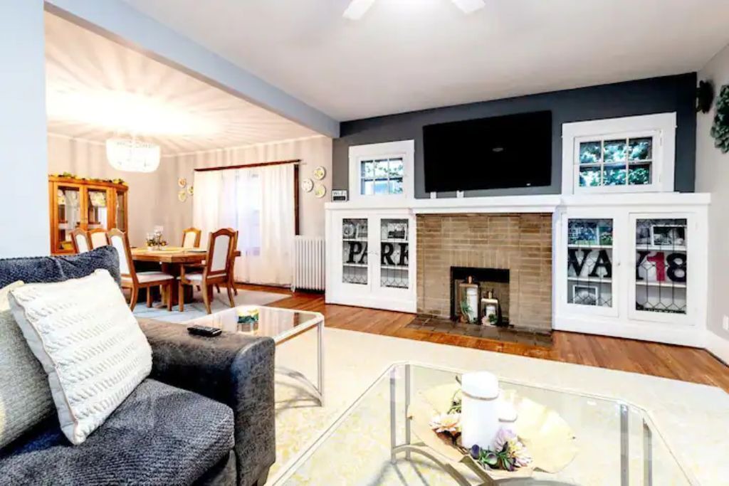 Photo of Livingroom in North Buffalo