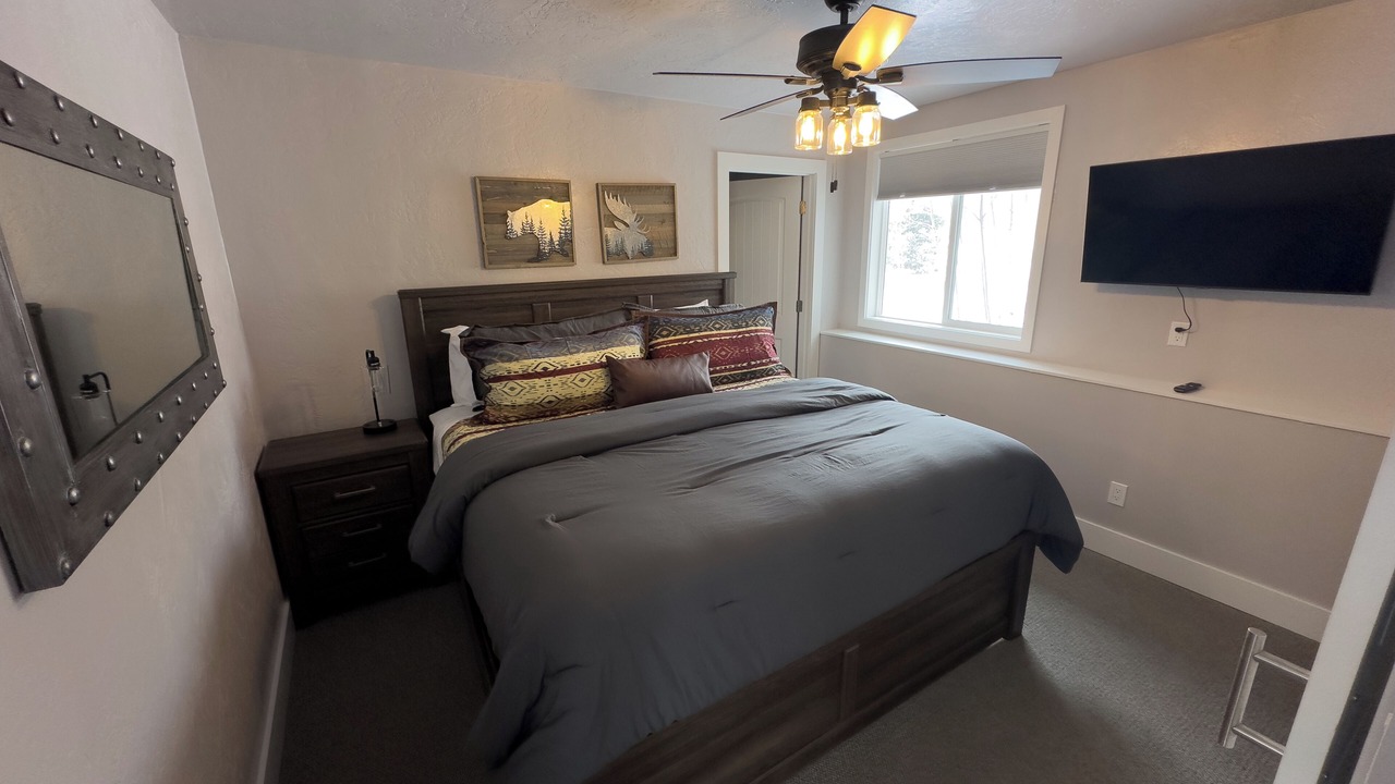 Photo of Bedroom in Crested Butte South