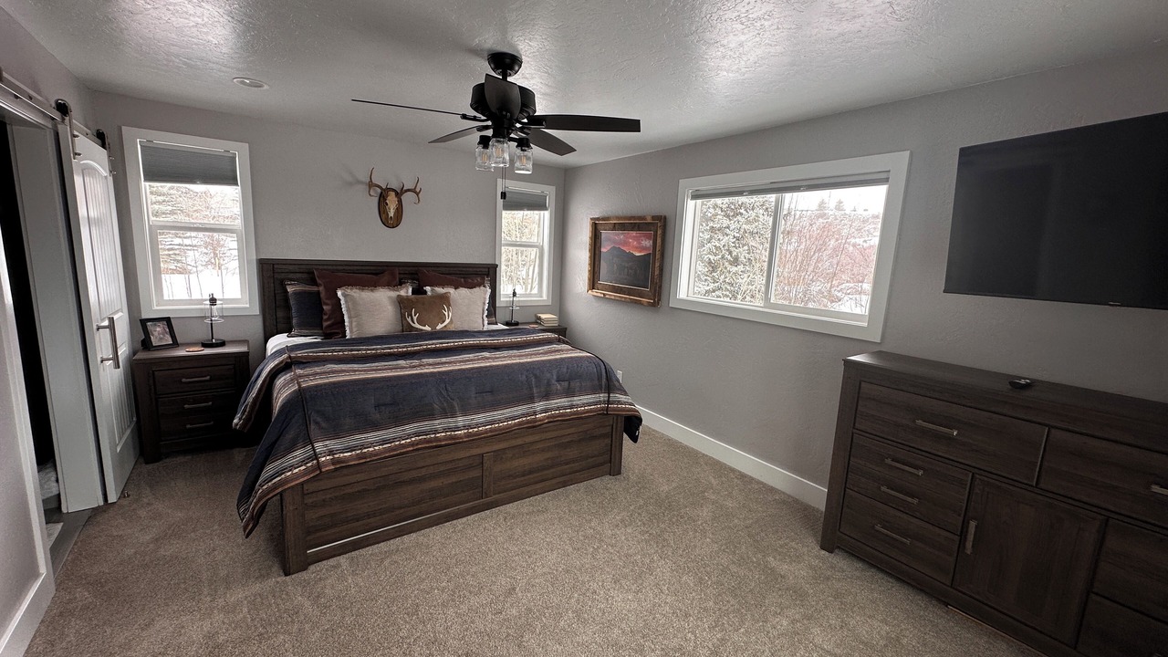 Photo of Bedroom in Crested Butte South