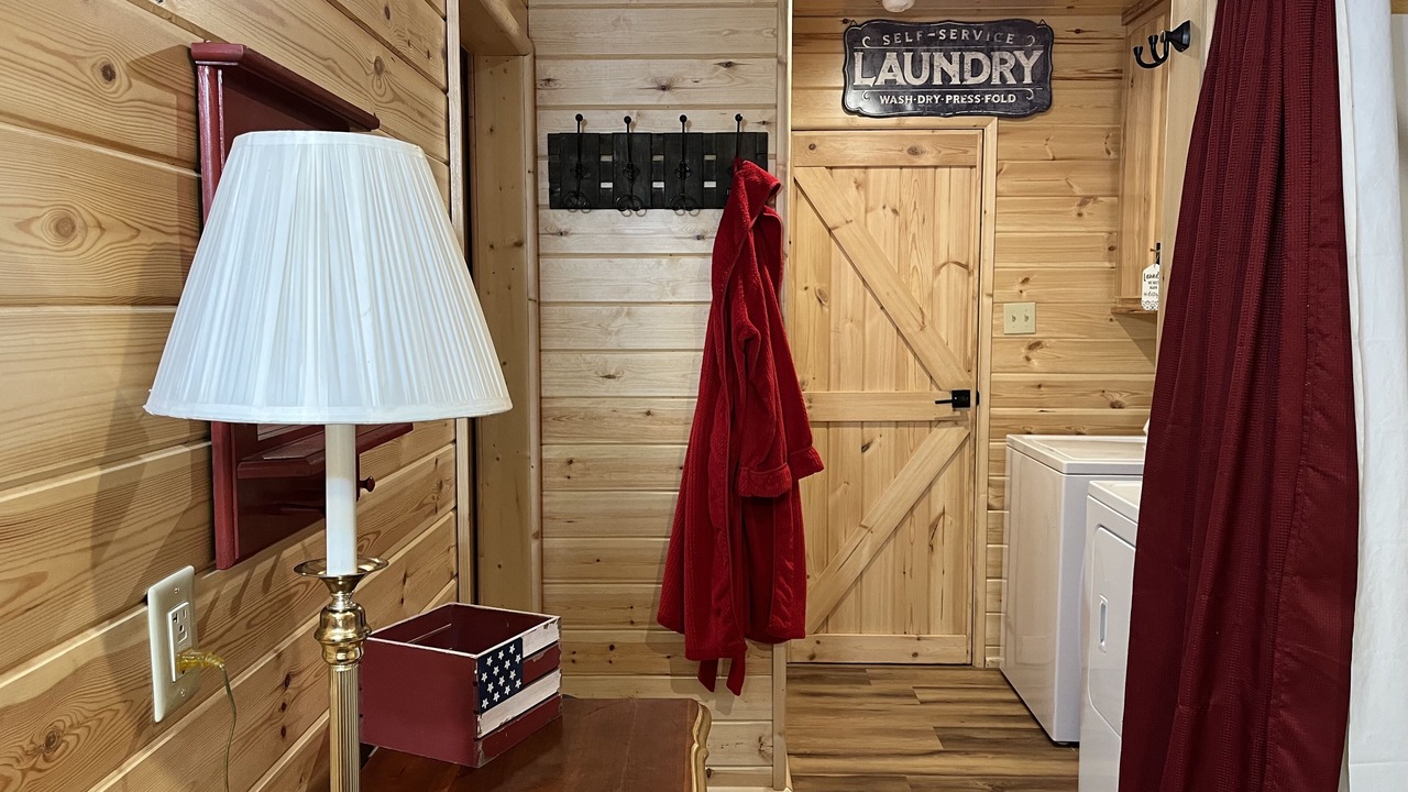 Photo of Bedroom in Mid America