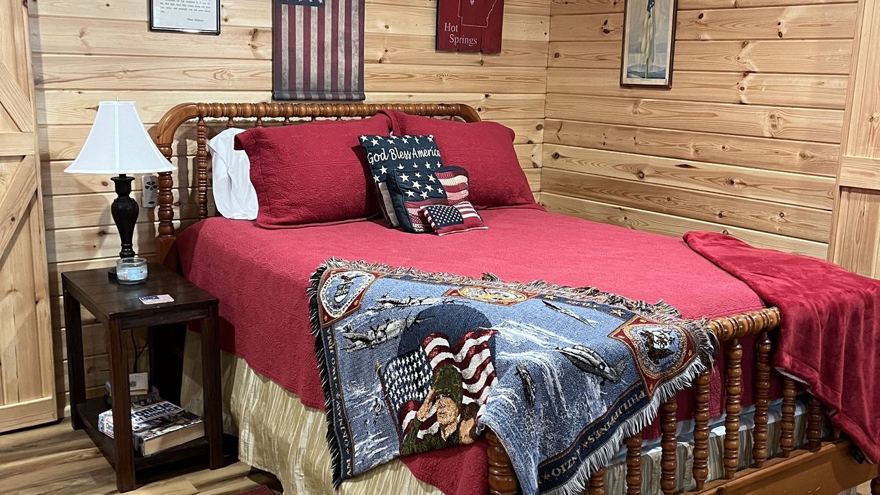 Photo of Bedroom in Mid America