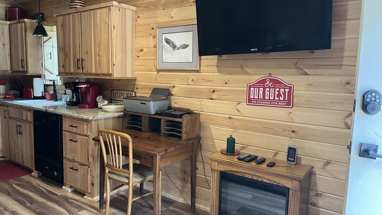 Photo of Livingroom in Mid America