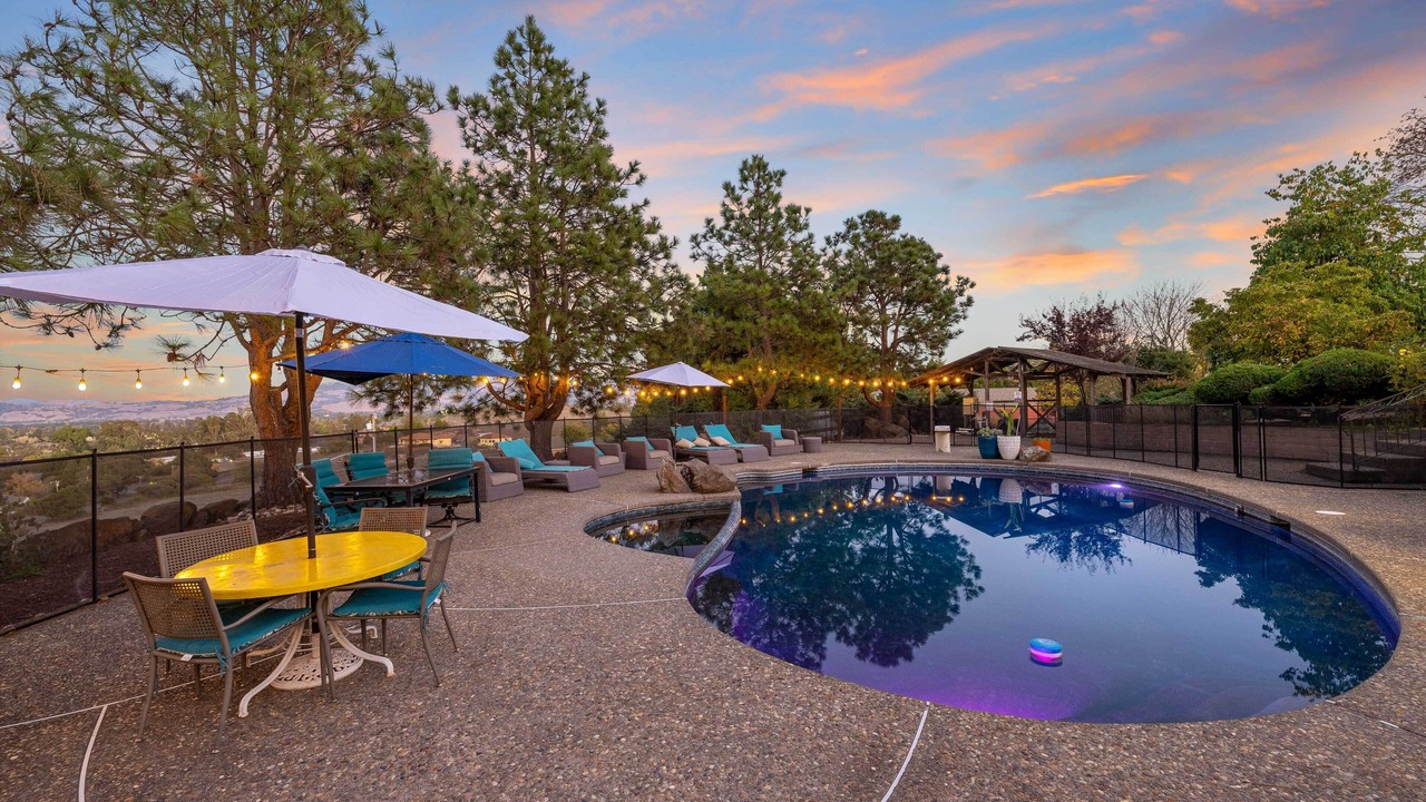 Photo of Others in Cotati