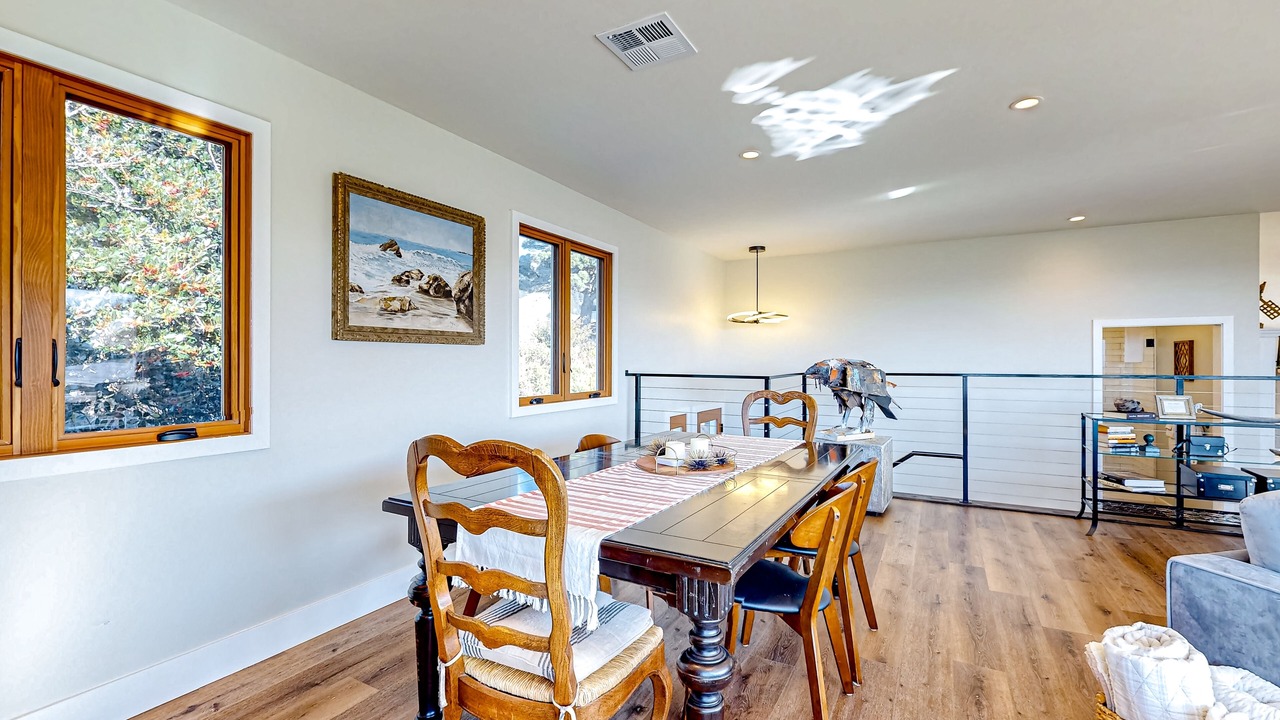 Photo of Others in Elk