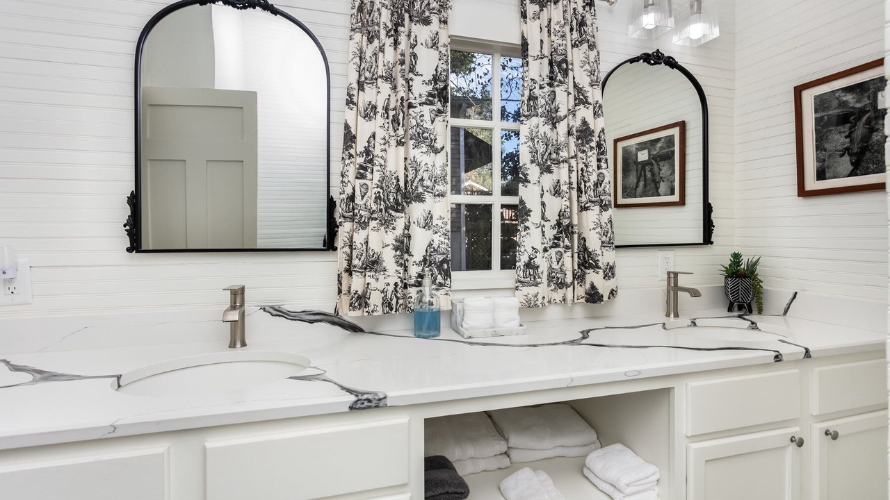 Photo of Bathroom in Natchez